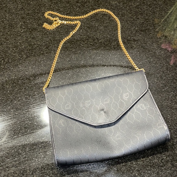 Vintage CHRISTIAN DIOR Small Envelope Chain Bag - Picture 5 of 15